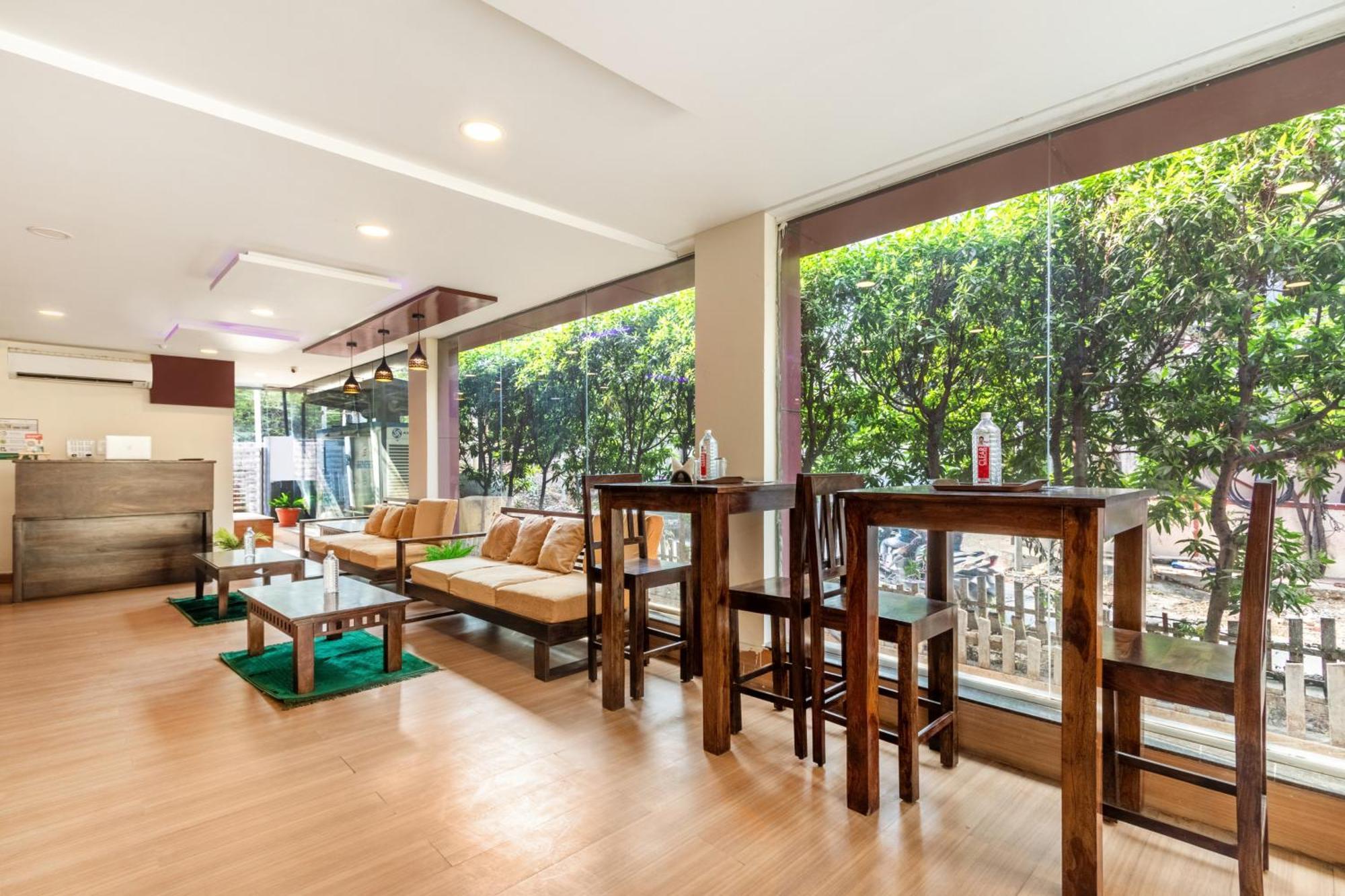 Treebo Purple Square Hotel Hyderabad Exterior foto